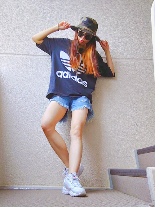 Tシャツ　プリント　おしゃれ