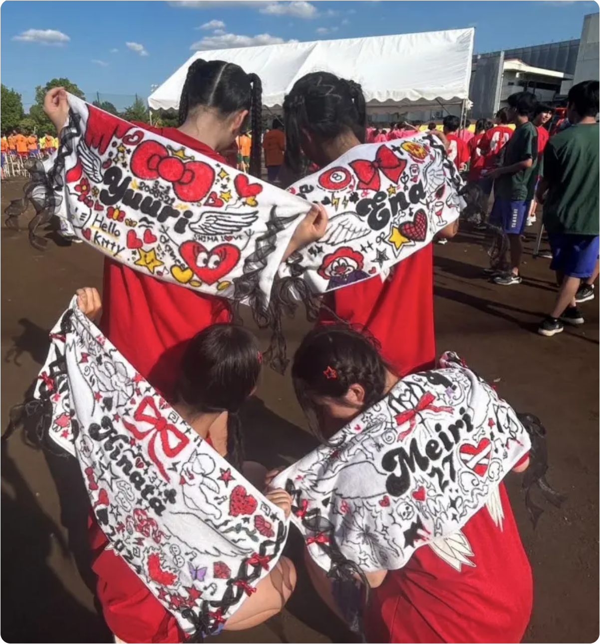 体育祭のタオルデコでリボンをつけているアレンジ