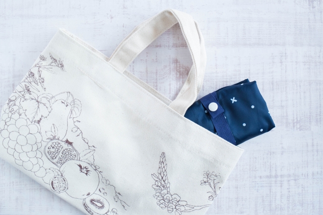 トートバッグの持ち手を短くする方法