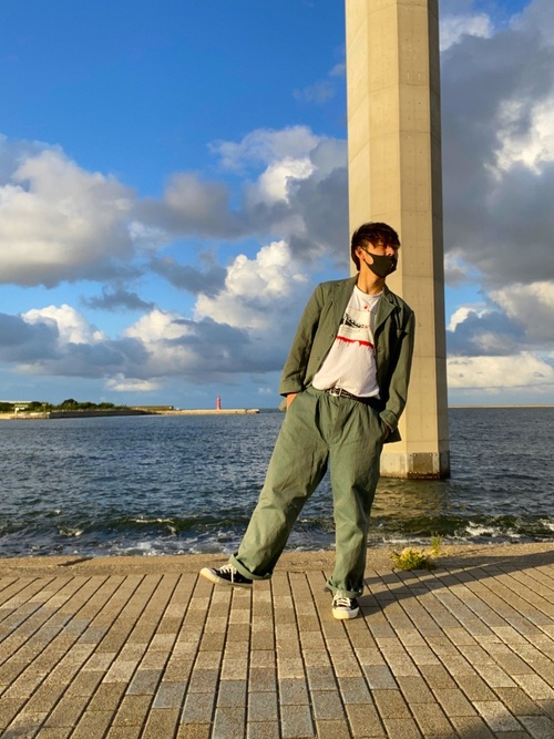 オリジナルTシャツコーデメンズ