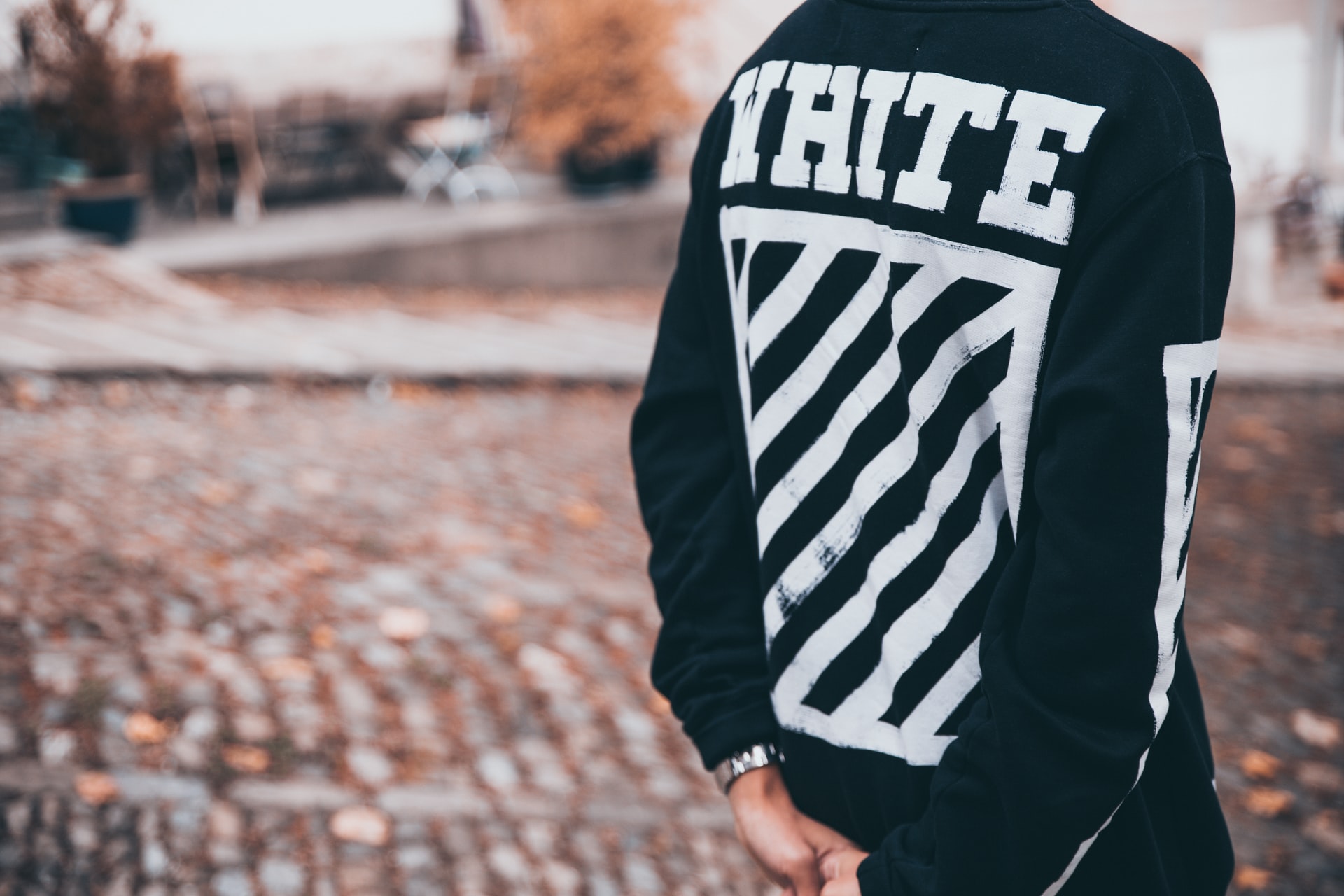 Off-White（オフホワイト）メンズ Ｔシャツ 長袖-