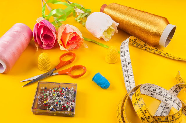 Tシャツ　デザイン　刺繍